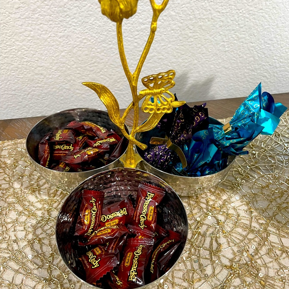 Snack holder